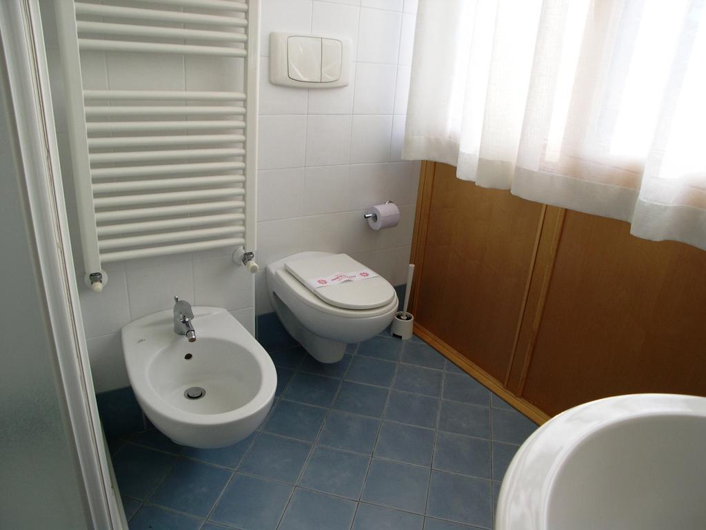 Mirage Apartment *